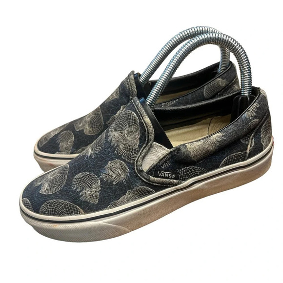 VANS Classic Slip-On Unisex Skate Shoes Wireframe Skulls Women’s Size 6.0 - Picture 3 of 8